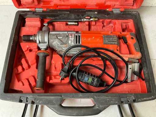 Mașină de foraj cu carote Husqvarna DM220
