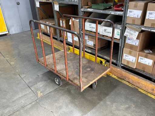 Chariot à plateforme