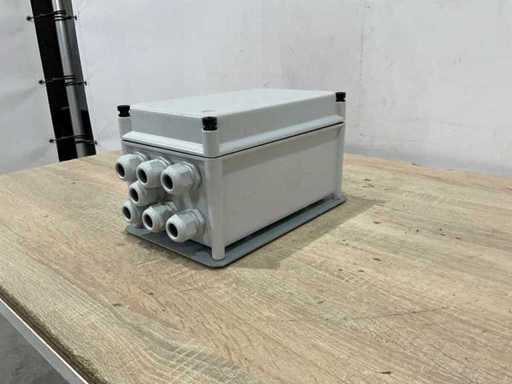 Doorvoer box 380V