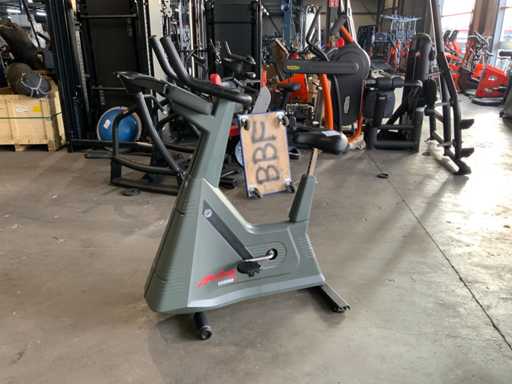 Life Fitness 9500h vélo vertical classique Home Trainer