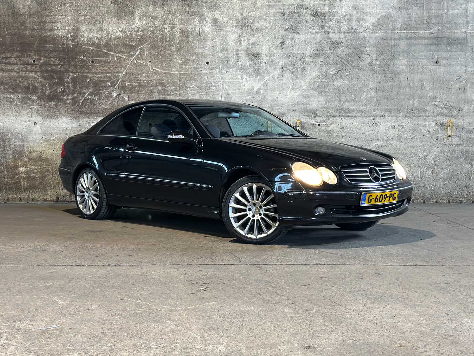 Mercedes-Benz CLK240 Coupé Elegance 170pk 2002 (Automaat) CLK-klasse, G-609-PG