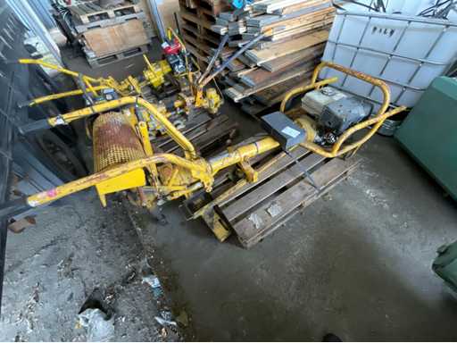 Collar Screw Machine