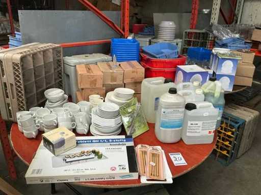 Partij diverse horecabenodigheden