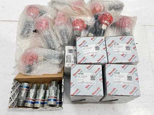   Beaucoup de pièces détachées