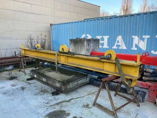 VARIOUS TRAVERSE Crane beam approx. 5 meters