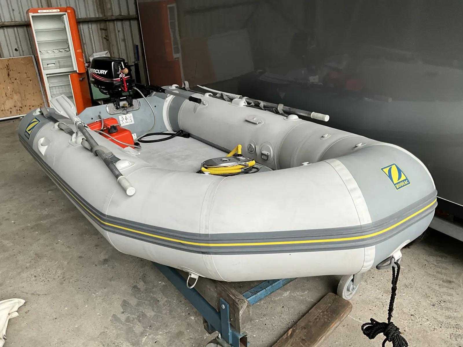 Zodiac – CFR340 ACTI-V – Outboard dinghy