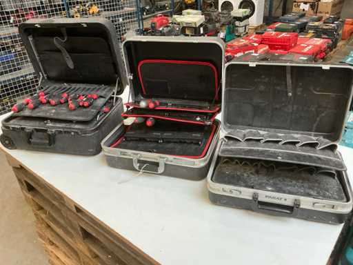 Trusă de unelte cu conținut (3x)