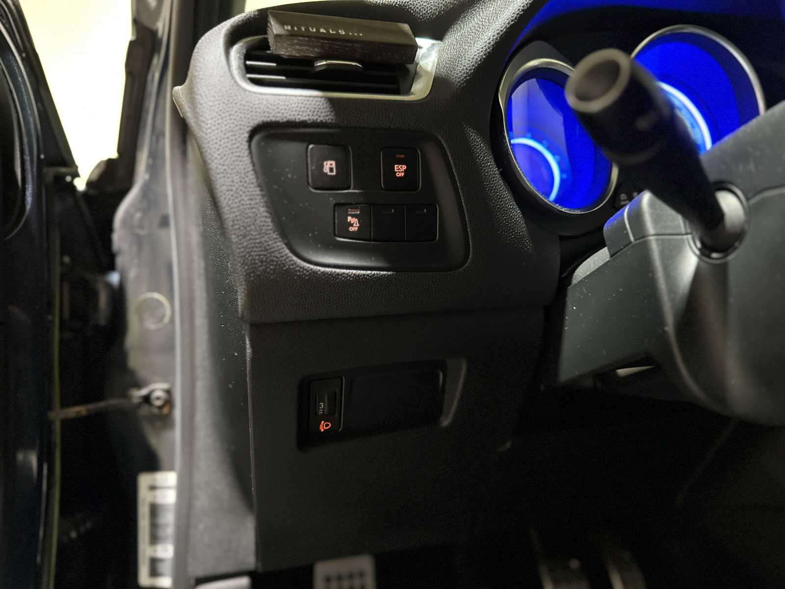 Citroen DS4 1.6 VTi So Chic 120pk 2011 (Origineel-NL), 32-RSX-3