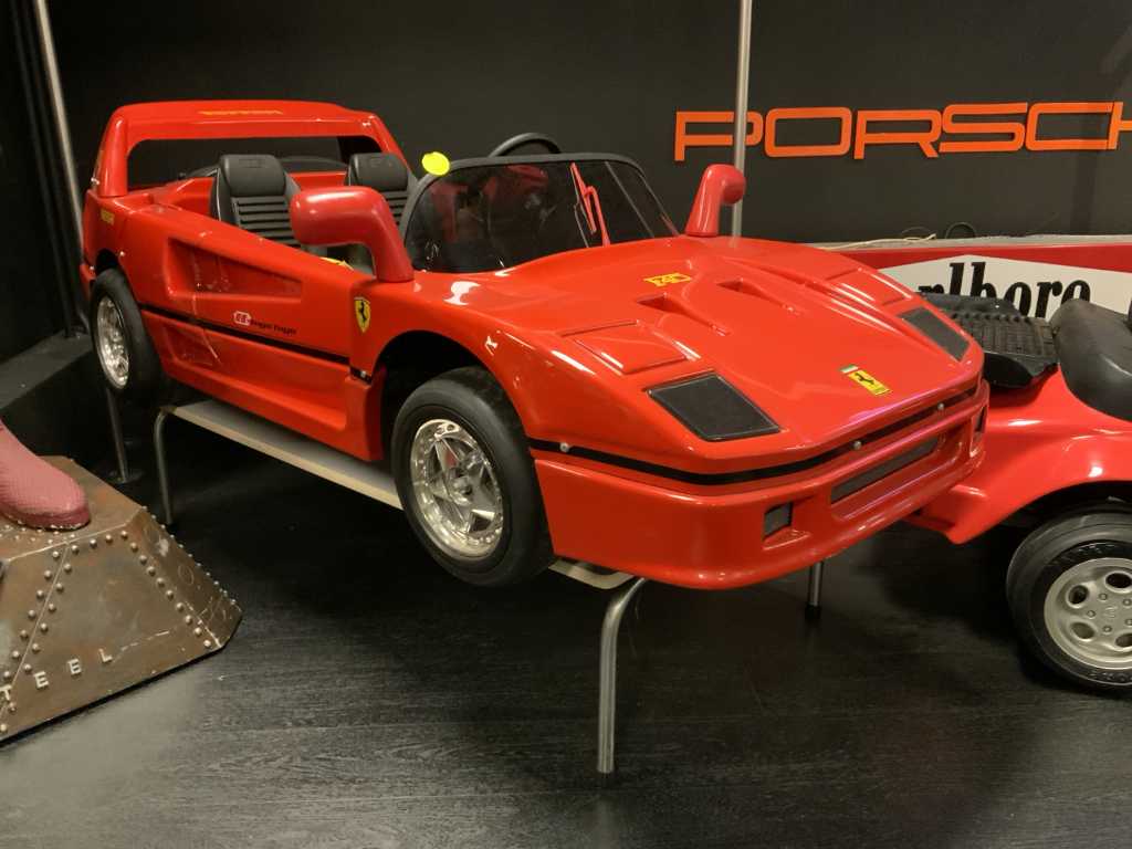 TT Toy's Ferrari 40 Electric kids car