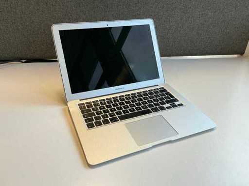 Apple Macbook Air7.2 Laptop