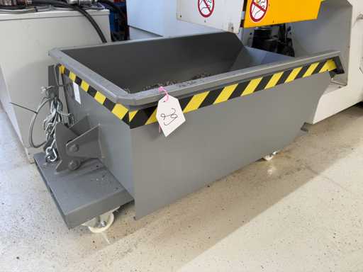 BAUER MUG 230 Spänewagen - 2025