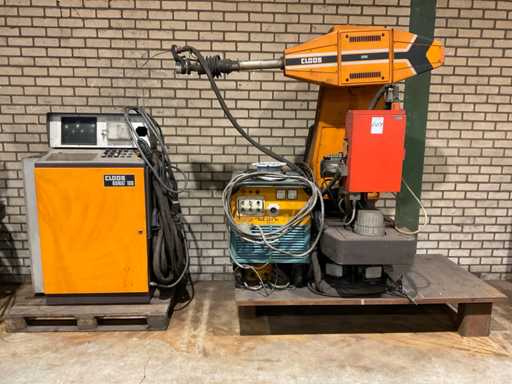 Robot soudeur Cloos Romat 106