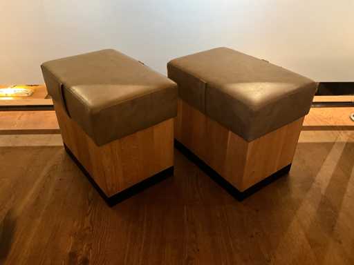 Hutten - Houten poef met lederen zitting (2x)
