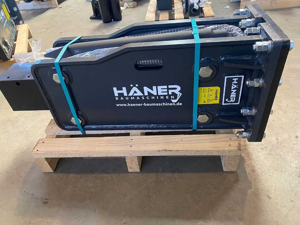 Häner HX700S Slim Line hydraulic breaker without mount