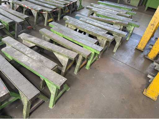   25pcs. Heavy-duty jacks