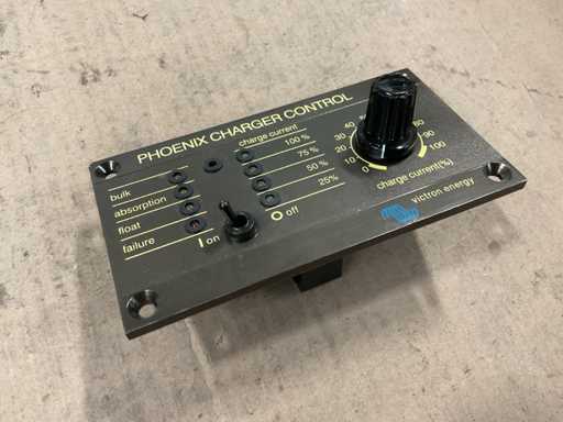 Kontrola Victron Energy Phoenix Charger