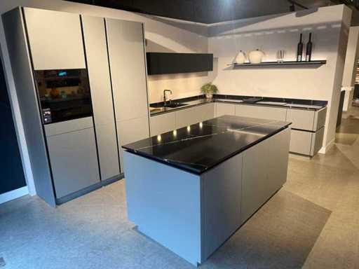 (Showroom) kitchens and appliances