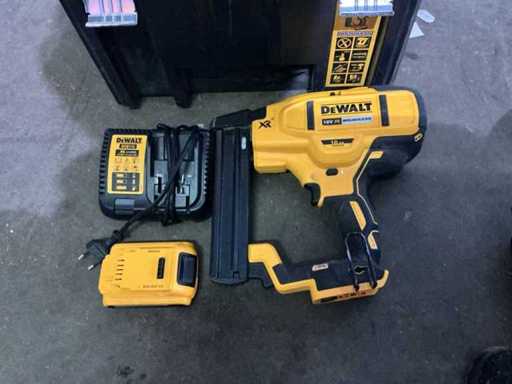 Zszywacz Dewalt Bruchless 18 GA