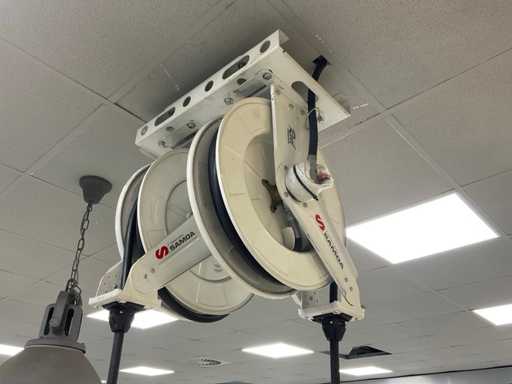 Samoa ReelMaster Liquid Reel con pistola digitale per olio