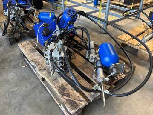 Pompa hydrauliczna / blok dystrybucyjny