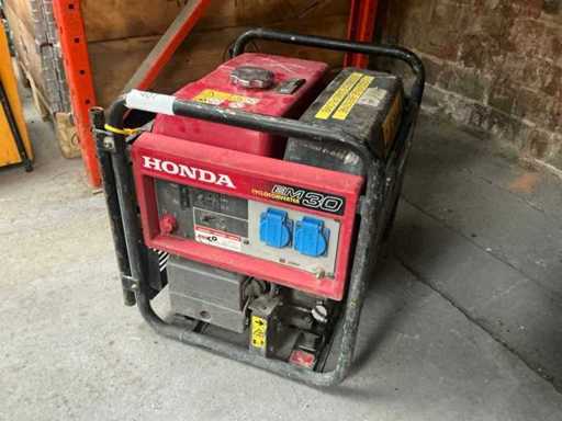 Restauration du générateur Honda EM30 2012