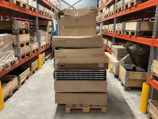 Batch of underfloor heating system plates