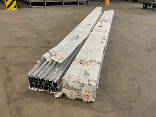 Lot de profilés en aluminium