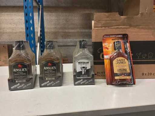 Lotto di vari distillati