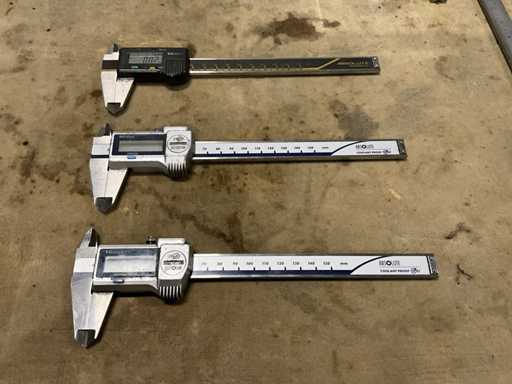 Mitutoyo Digital Caliper (3x)