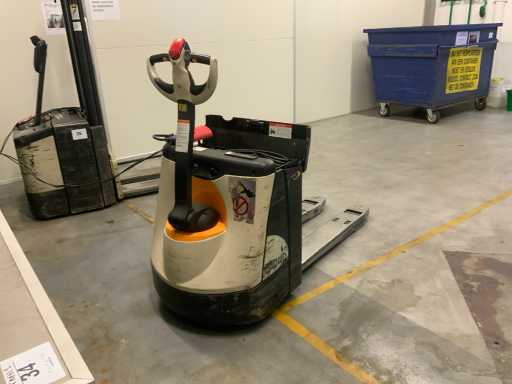 2011 Crown WP 2320 Transpalette électrique