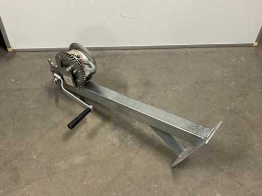 BKS Winch Support - 600 mm - With hand winch - Other boat parts