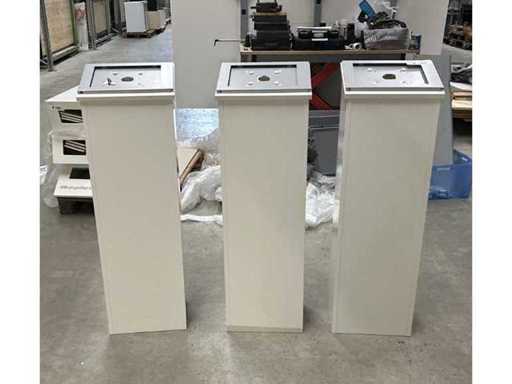 Infosäule für iPad (3x)