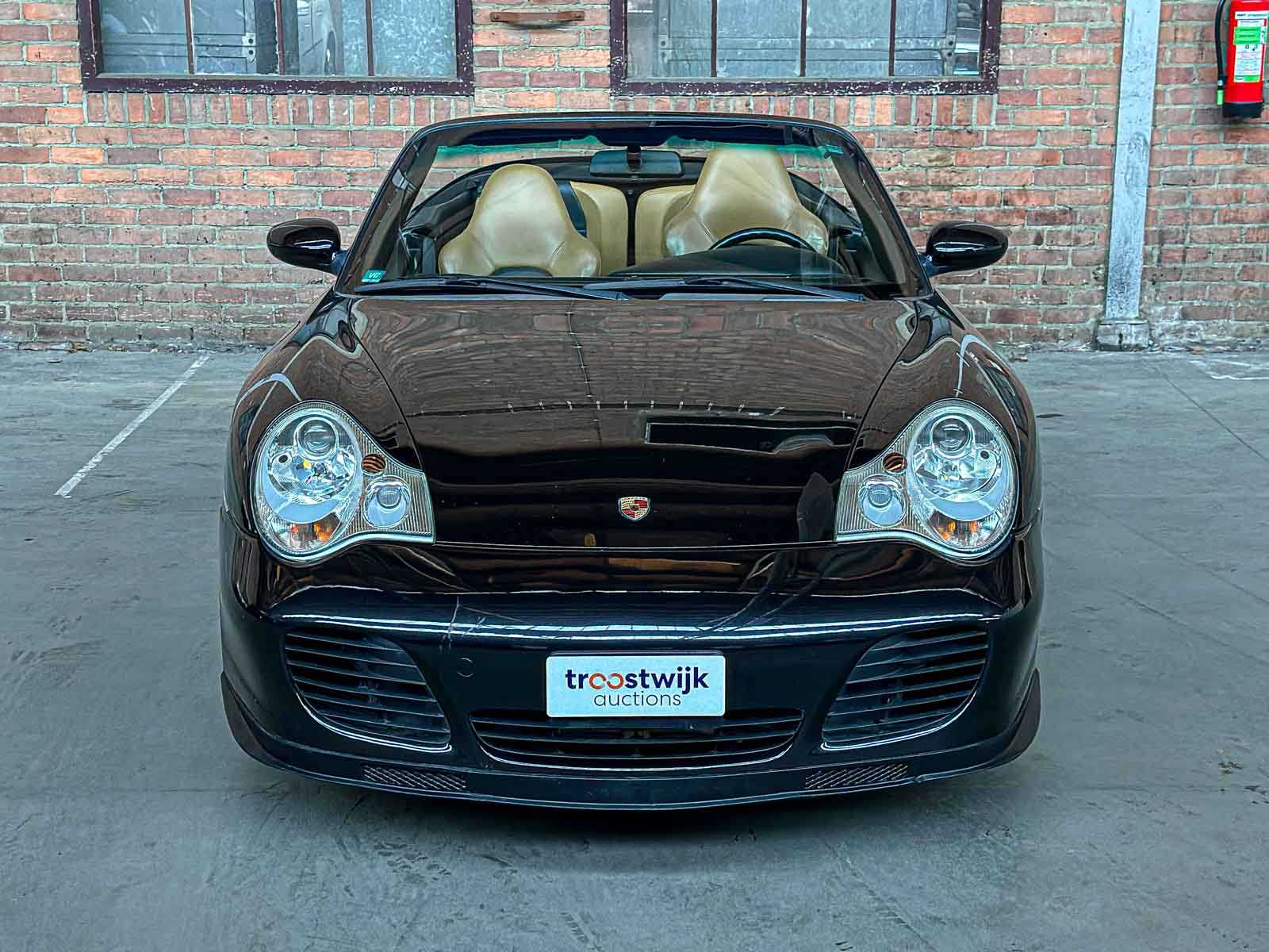 Porsche 911 Carrera Cabriolet 3.6 996 320pk 2004 HANDGESCHAKELD -Youngtimer-