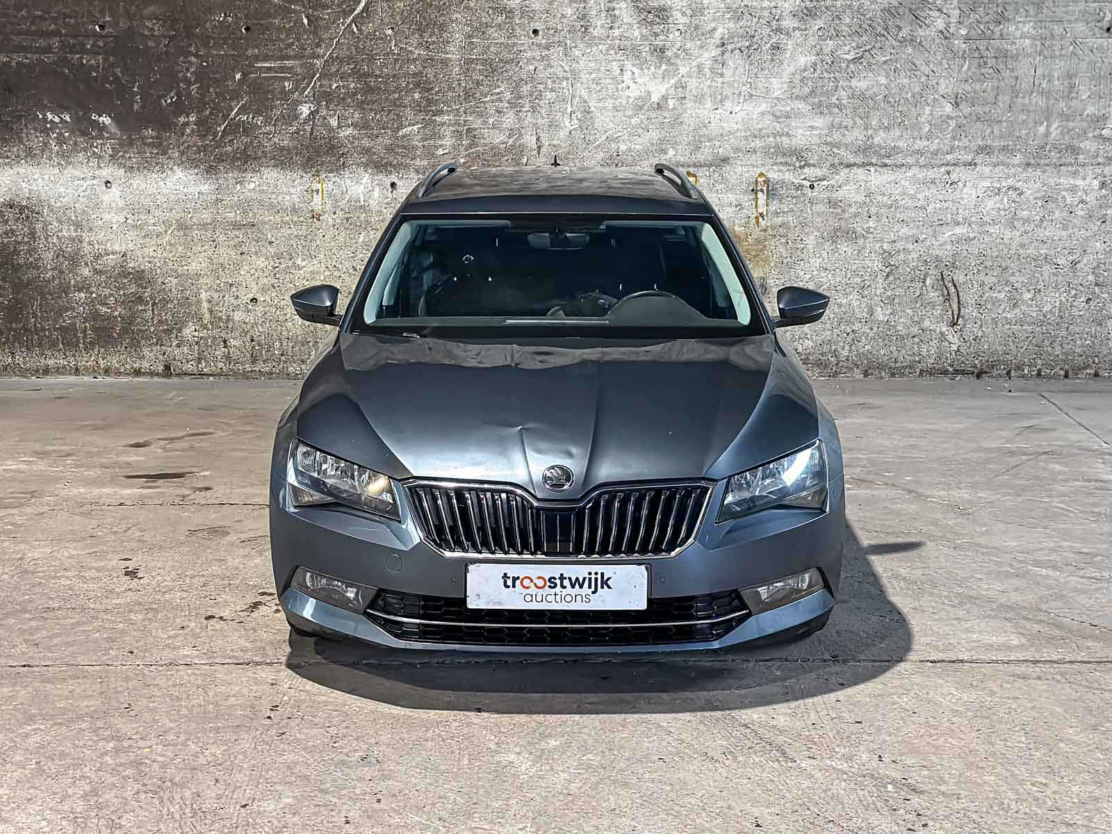 Skoda SuperB 3T ACCJSAX01 180pk 2016