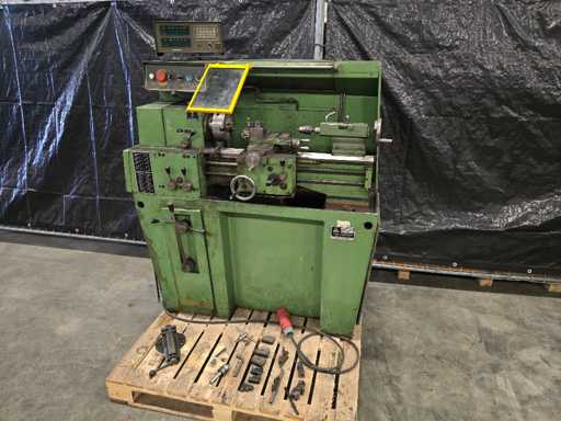 TOS - 1982 - SM16A - Strung universal