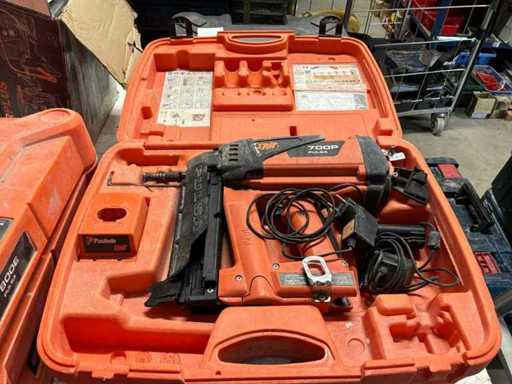 Spit 700P Accu Gastacker