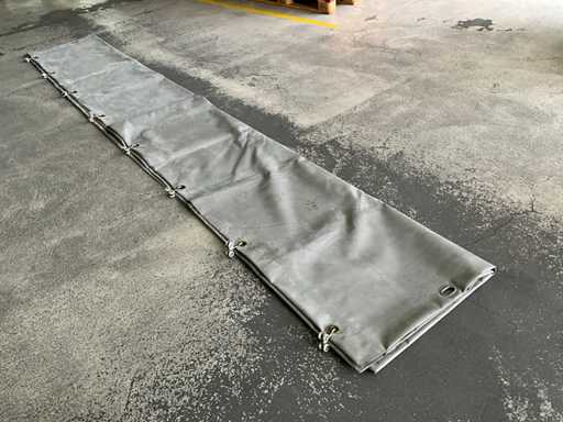 Sheet with rail rollers