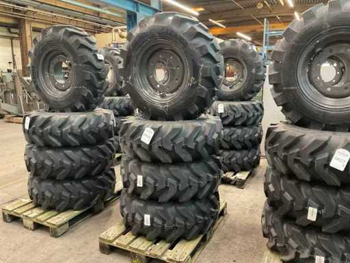 Camso SL R4 Tire with Rims (4x)