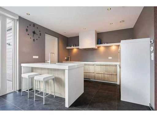 Tristar - Disposition de la cuisine avec appareils Pelgrim/Siemens