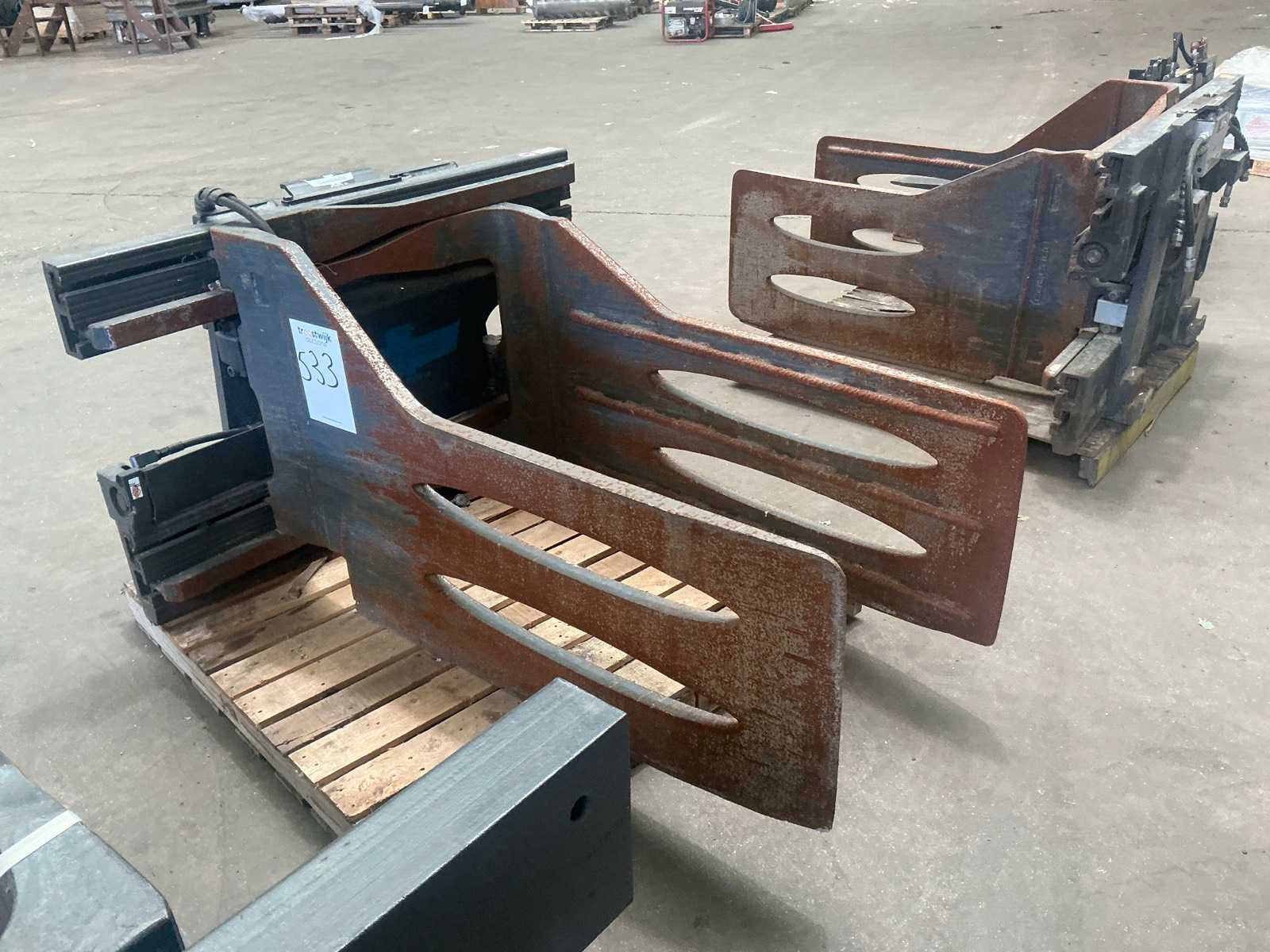 Cascade Bale Clamp