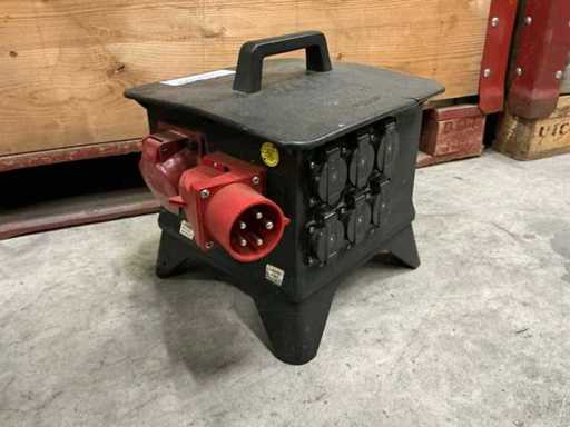 32A Distribution box 3x 32A CEE 5p/6x Shuko