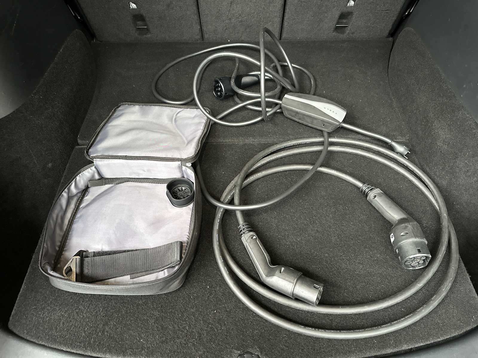 Tesla Model Y Long Range AWD 75kWh 351pk 2021, N-842-RT