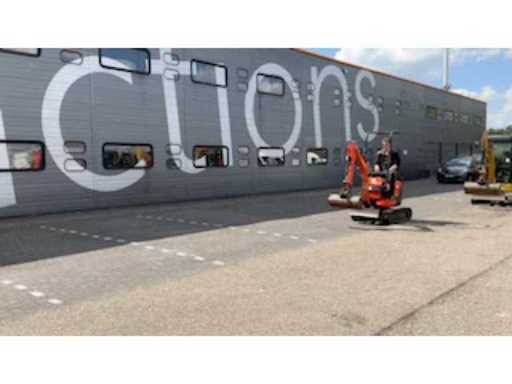 3ff3ace1-09bd-4157-ba8b-abf61ef6be77.mp4