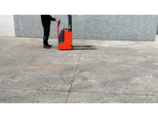 ea66a410-8102-46ca-b396-158ef1fe417c.mp4