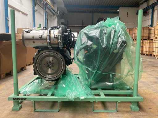 2025 Yanmar 4TNV98CT-VTX dieselmotor (2x)