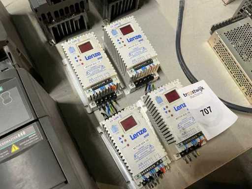 Convertor de frecvență Lenze SMD (4x)