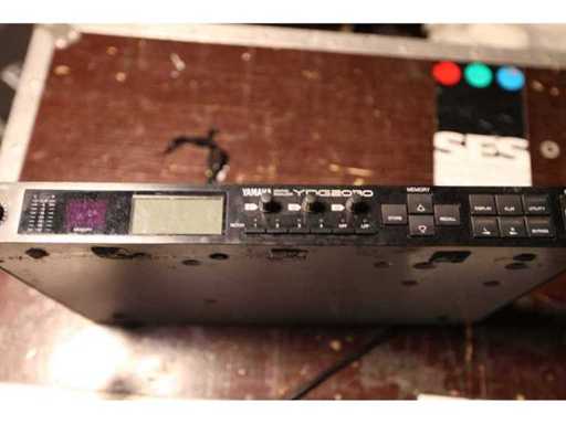 Yamaha - YDG 2030 - Digital Graphic Equalizer