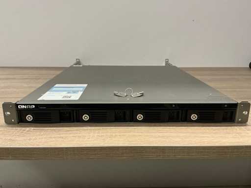 Qnap TS451U Network Storage + 24TB