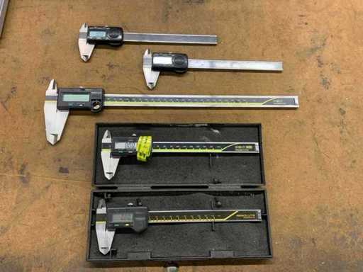 Etrier digital Mitutoyo CD-30c și CD-15 cpx (5x)