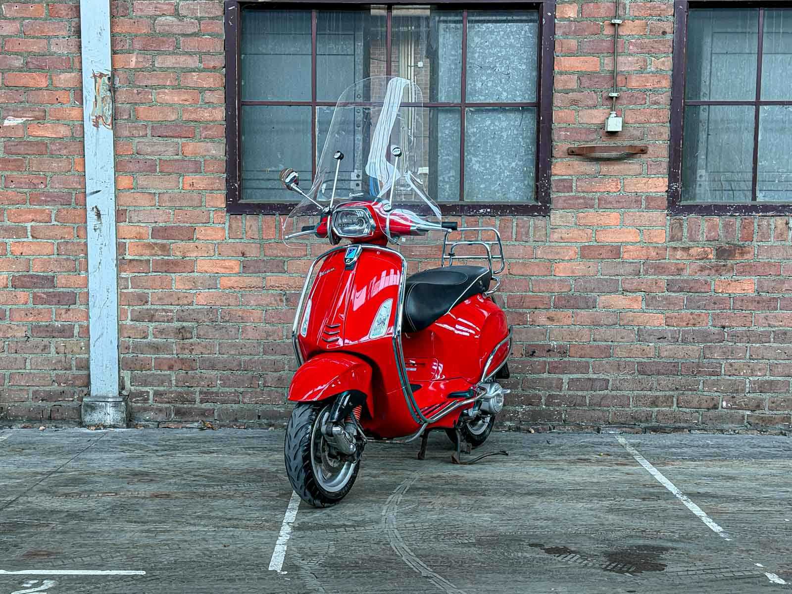 Piaggio Vespa Sprint 4T 2015, F-581-ZF Scooter